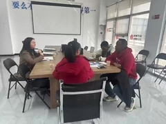 El cliente visitó la fábrica